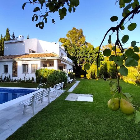 Holiday Villa In 10 Min From Fuengirola Beach With Sea Views Pool Bbq Parking Wifi Aircon Big Garden Михас Екстериор снимка