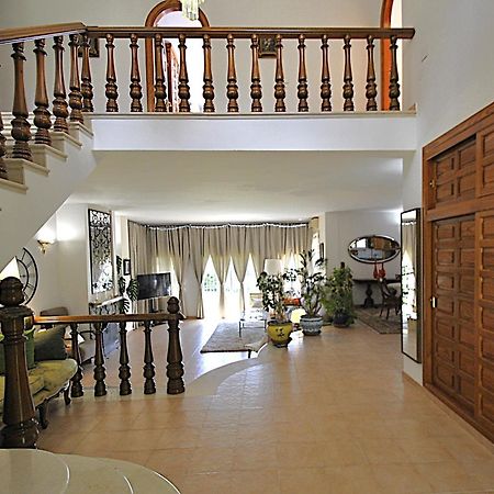 Holiday Villa In 10 Min From Fuengirola Beach With Sea Views Pool Bbq Parking Wifi Aircon Big Garden Михас Екстериор снимка