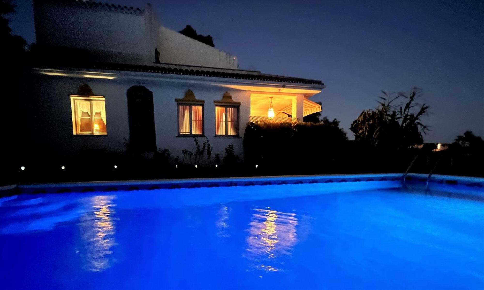 Holiday Villa In 10 Min From Fuengirola Beach With Sea Views Pool Bbq Parking Wifi Aircon Big Garden Михас Екстериор снимка
