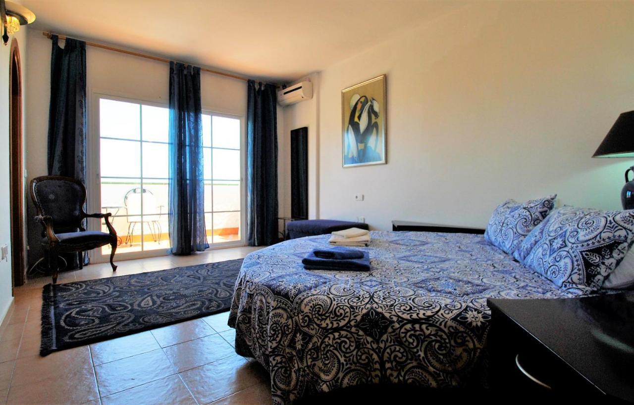 Holiday Villa In 10 Min From Fuengirola Beach With Sea Views Pool Bbq Parking Wifi Aircon Big Garden Михас Екстериор снимка
